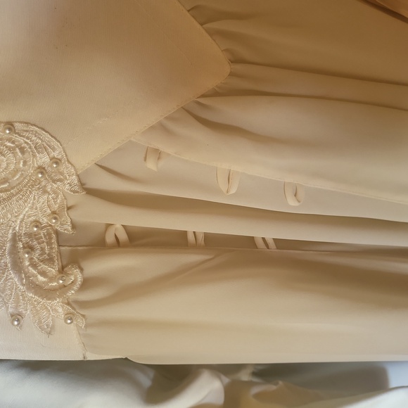 STUNNING CUSTOM MADE TOP & SKIRT - Picture 13 of 16